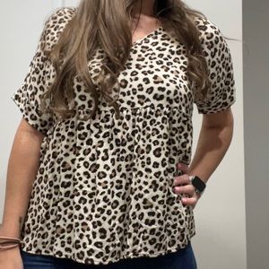 Leopard print top
